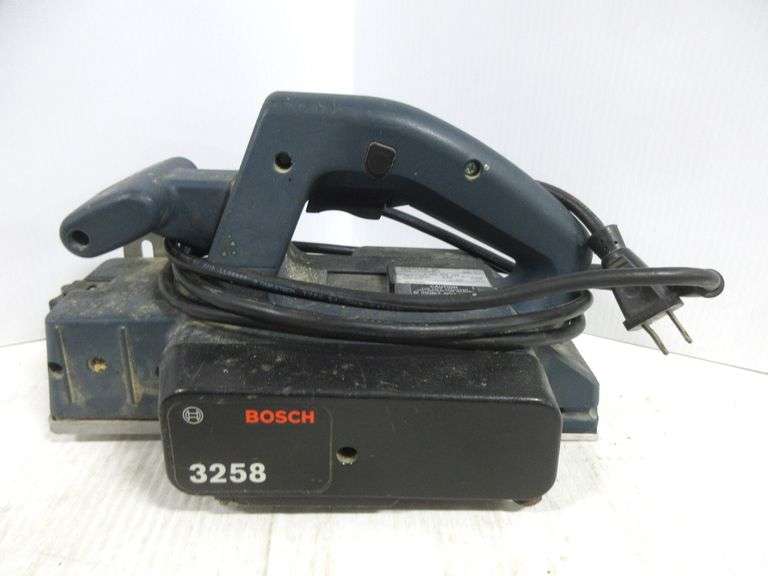 Bosch planer, model no. 3258, working condition, good Albrecht