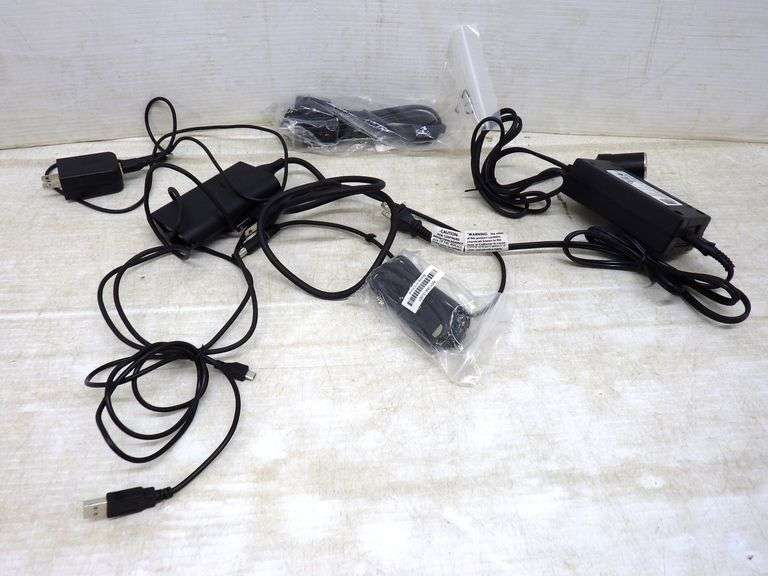 Various Dell laptop cords, new Albrecht Auction Service
