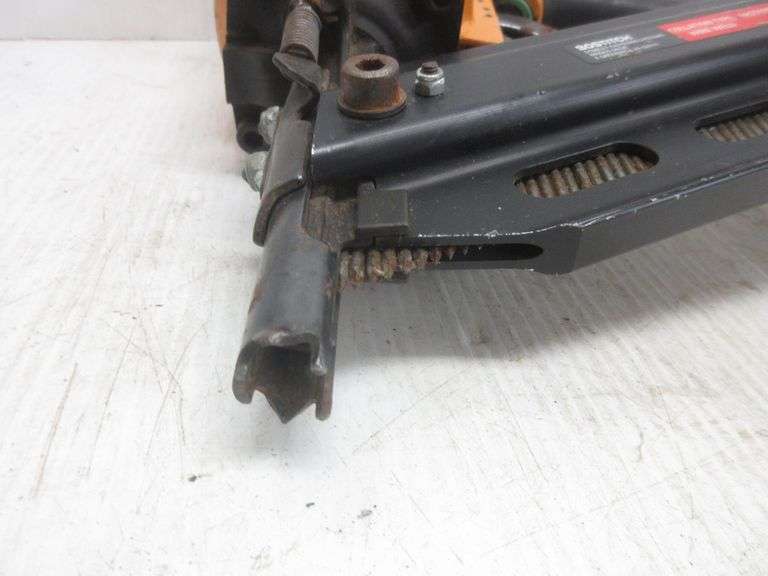 Bostitch framing nailer, no. N79WW, used Albrecht Auction Service