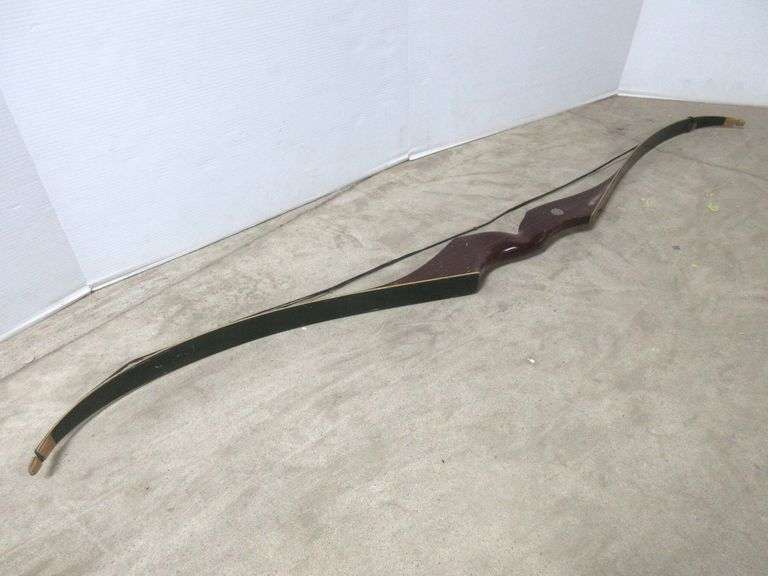Darton Clipper recurve bow with string, marked No. 35, 60"W, good