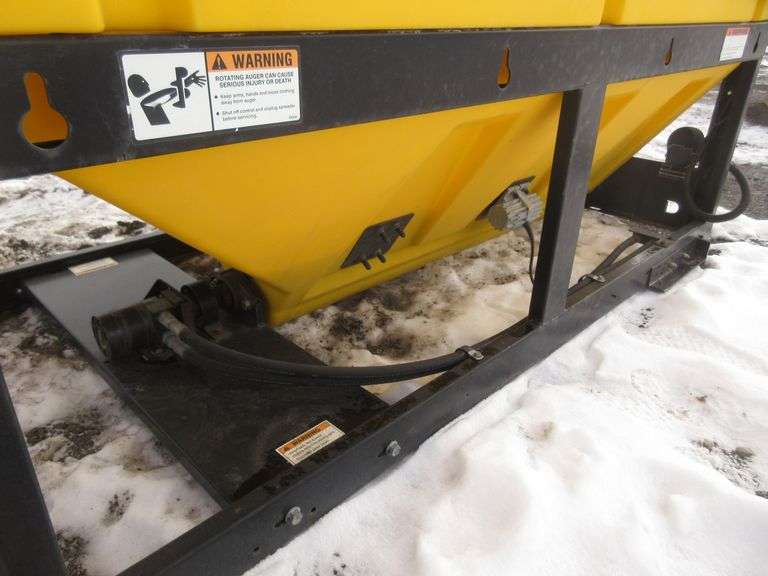 Hydraulic salt spreader, Snowex, VMaxx 8500, 8'W x 4'D x 40"H, in good