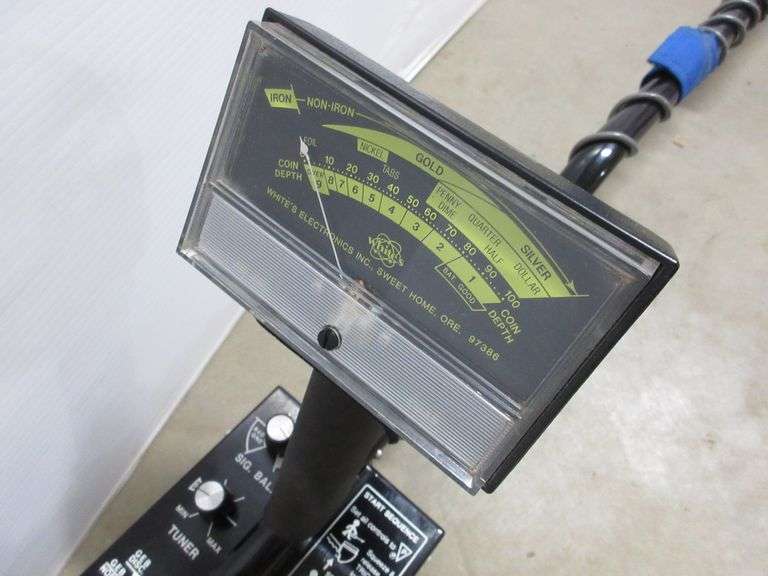 Whites 5900 Di Pro metal detector with Blue Max Deepscan 950 coil, new
