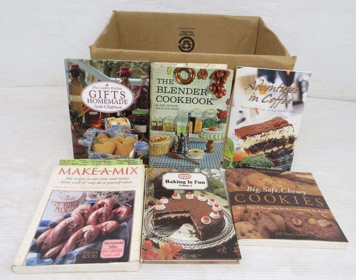  11 Older Cookbooks And Stack Of Recipe Cards Albrecht Auction Service