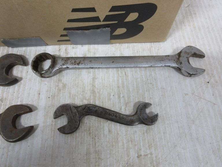 Assorted wrenches, include (35) Allen, (36) Wrenches Albrecht