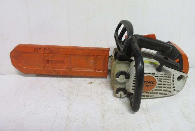 STIHL MS193T Chainsaw with 13" bar, runs and works, sometimes randomly