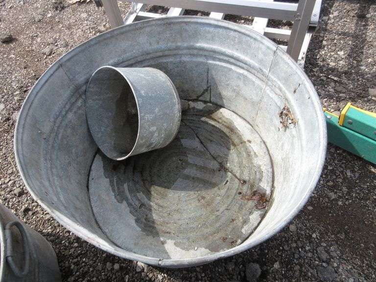 (8) Old galvanized buckets and funnels, wear Albrecht Auction Service