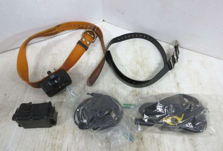 Spot dog ecollar, has features of shock and beeping, range is 1,000 ft