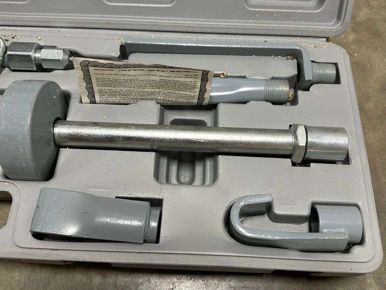 Autobody slide hammer with attachments, new in plastic case Albrecht