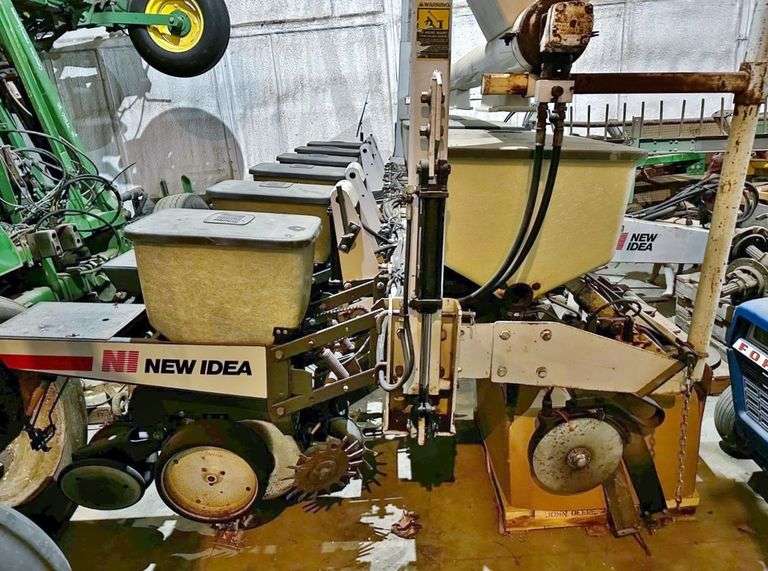 1990 New Idea 9100 6Row Planter, Precision Finger Pickup Meters, Kinze