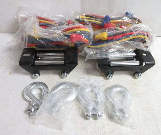 Winch cables and fairleads, new Albrecht Auction Service