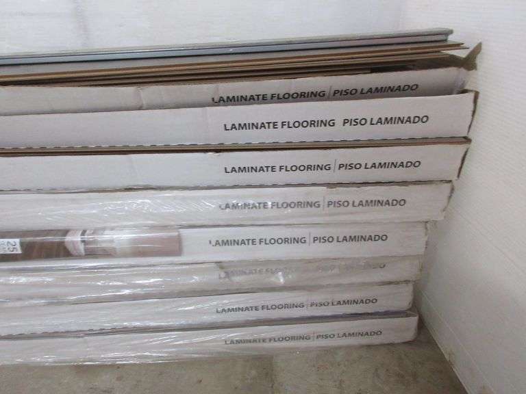(6) Boxes of laminate flooring, Monroe Park Collection sold by Menards