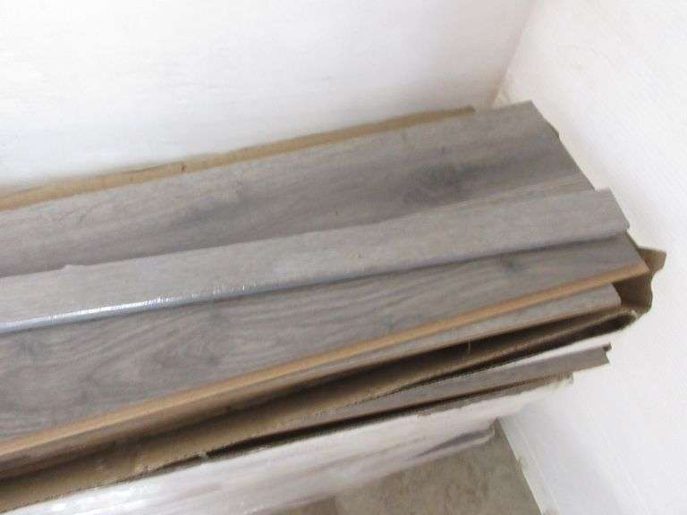 (6) Boxes of laminate flooring, Monroe Park Collection sold by Menards