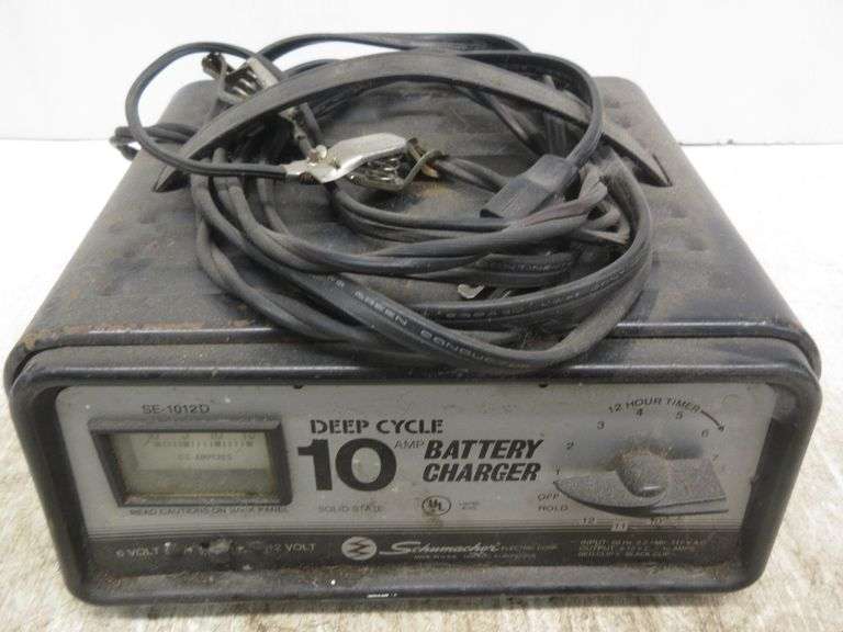 Schumacher battery charger, deep cycle 10 AMP, great Albrecht Auction