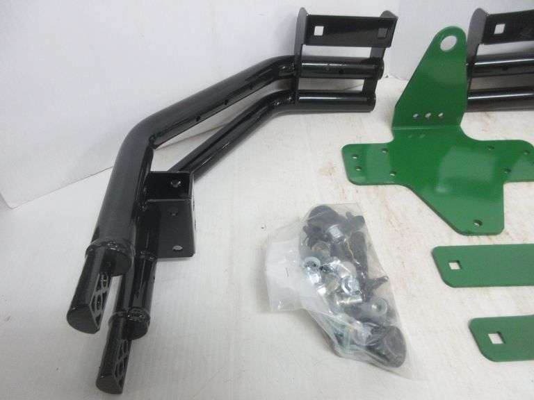 John Deere rear bumper and hitch for zero turn lawn mowers, fits Z235