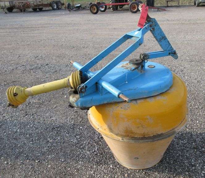 Threepoint cement mixer, good Albrecht Auction Service