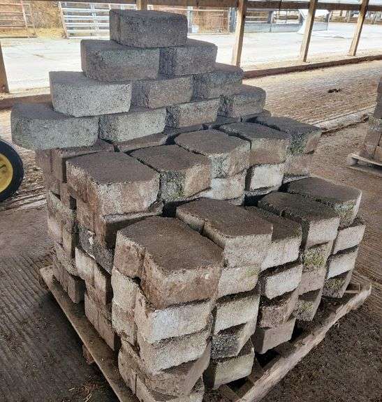 This item Selling ABSOLUTE! (90)Landscape Cement Blocks, Stackable