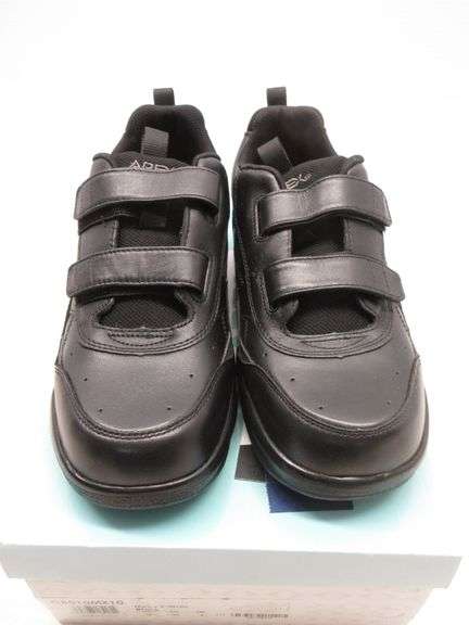 mens black shoes size 10