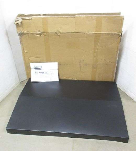 Blackstone hinged griddle cover, powder coated, fits 36" Blackstone