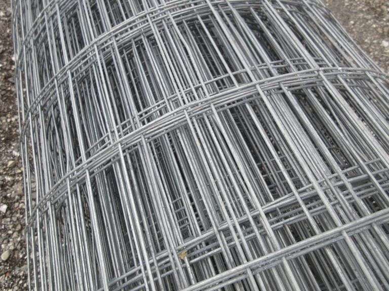 Roll of corn crib wire, approx. 48"H x 50', like new Albrecht Auction
