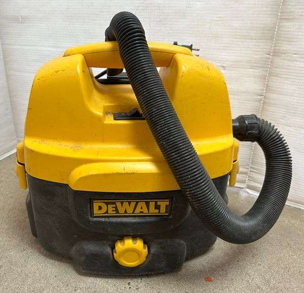 DeWALT shop vacuum electric and uses 18V battery to be battery operated