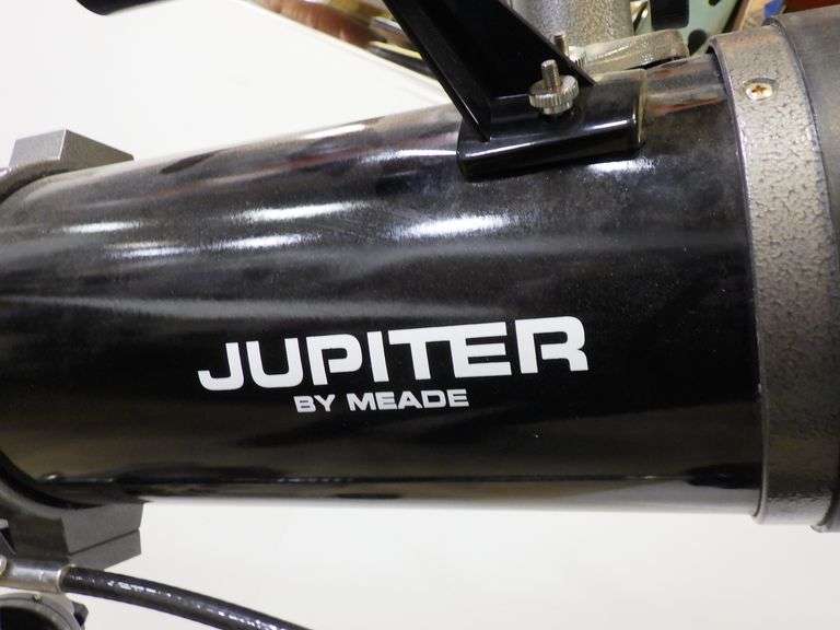 Jupiter by Meade model 114EQD telescope, 43"H, good, used Albrecht