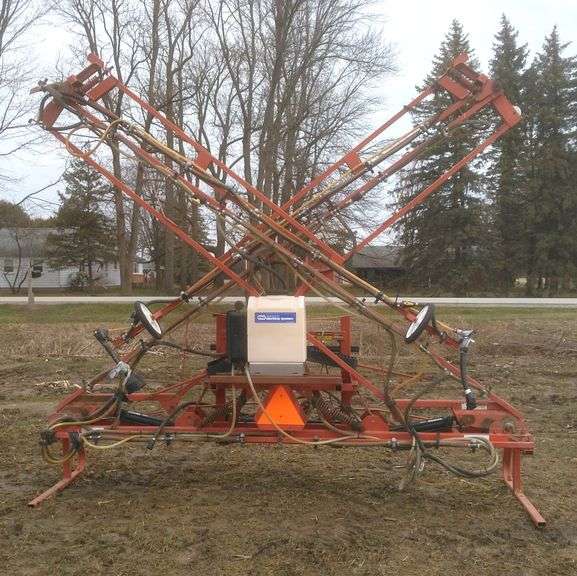 This item Selling ABSOLUTE! 60' Sprayer Booms, 3pt. Hookup