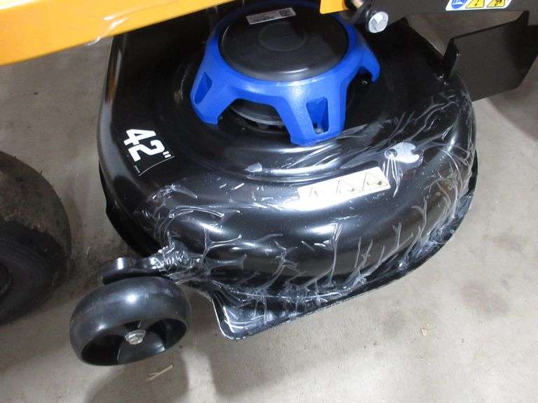 Cub Cadet ZT1 42E Ultima Zero turn lawn mower, 56V, 60 Amp hour lithium