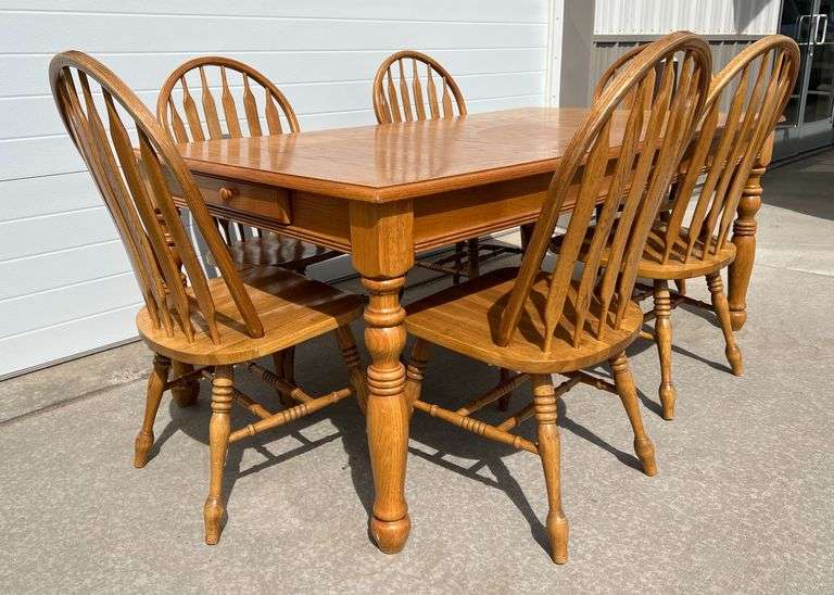 Oak spindle leg dining table with leaf and (6) chairs, drawers at each end, with leaf 72"L x 42