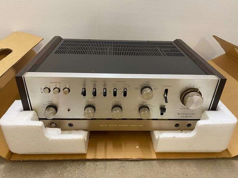 Kenwood stereo amplifier, Model KA-8004, 19"W x 12"D x 4 1/2"H, good ...