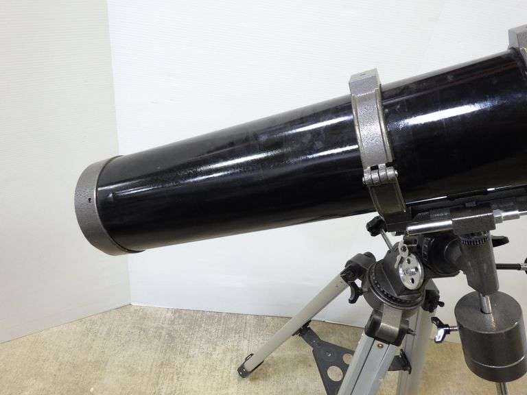 Jupiter by Meade model 114EQD telescope, 43"H, good, used Albrecht