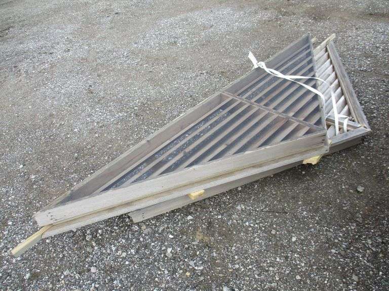 (2) Gable vents, good Albrecht Auction Service