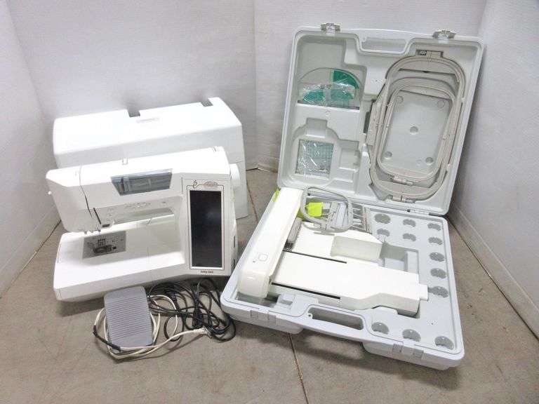 Babylock Ellageo ESG3 Embroidery and Sewing Machine that also comes