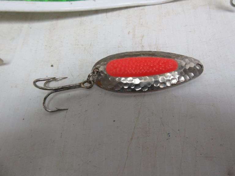 (4) Perch rings 2 Homemade, 2 NIP; (3) 3/4 oz. Rubber core sinkers