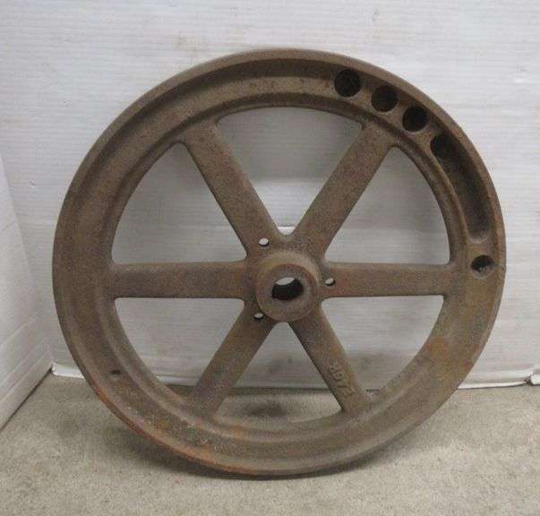 Flywheel for John Deere hit and miss engine, 17 3/4"Dia Albrecht Auction Service