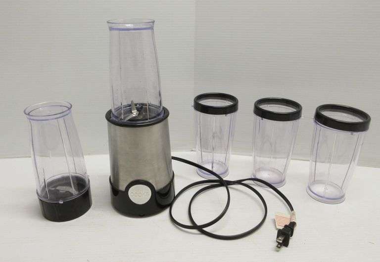 Cooks power blender, comes with (2) blades and (5) cups, up to 7 1/4"H