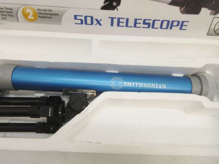 Smithsonian 50X telescope with (2) interchangeable eyepieces, 25X and