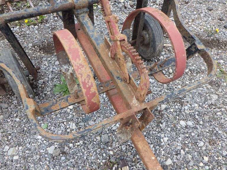 3' Garden Drag/Cultivator, used/weathered Albrecht Auction Service