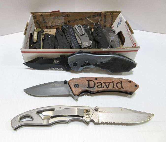 (11) Tactical knives from Gerber, Smith & Wesson, EMS, SOG, Ozkurt