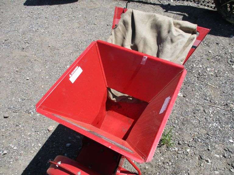 MTD 8 HP Chipper/Shredder, works well Albrecht Auction Service