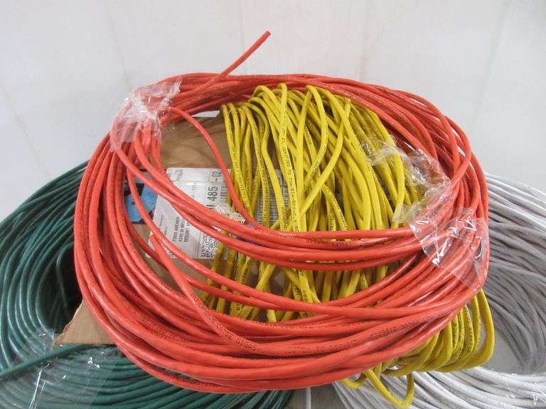 (5,000) Pieces of cat 5e wire, various colors, very good to new
