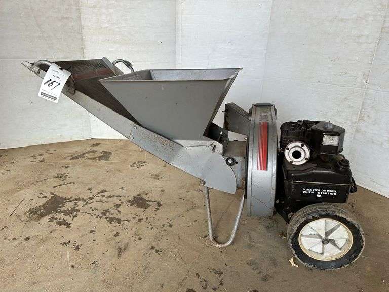 Craftsman Chipper/Shredder, 5 hp Briggs & Stratton Engine, Usually