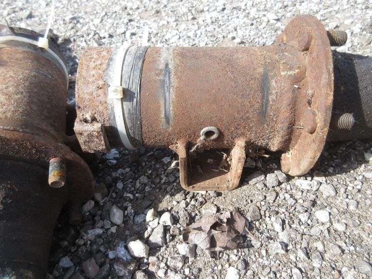 (4) 7,000 lb. Axle Spindles Albrecht Auction Service