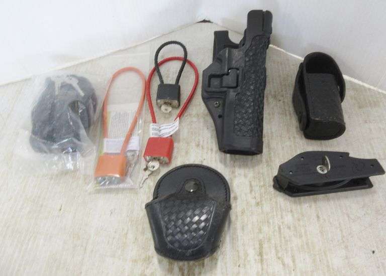 Tactical Blackhawk serpa level 3 duty holster, fits Glock 17 to 22