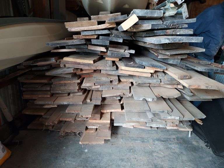 One bundle of loose stacked mostly ±1"Thick furniture grade wood