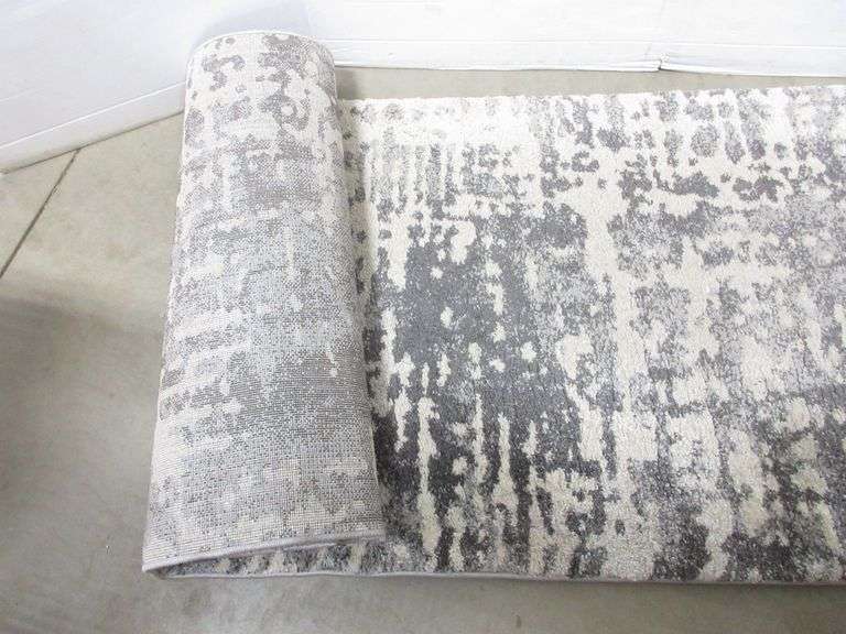 Gray and cream runner rug, 96" x 36" Albrecht Auction Service