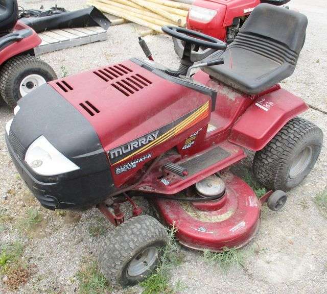 Murray riding mower, 14.5 HP, 42" cut, ran and cut well, has plastic