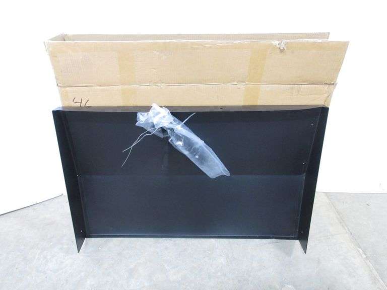 Blackstone hinged griddle cover, powder coated, fits 36" Blackstone