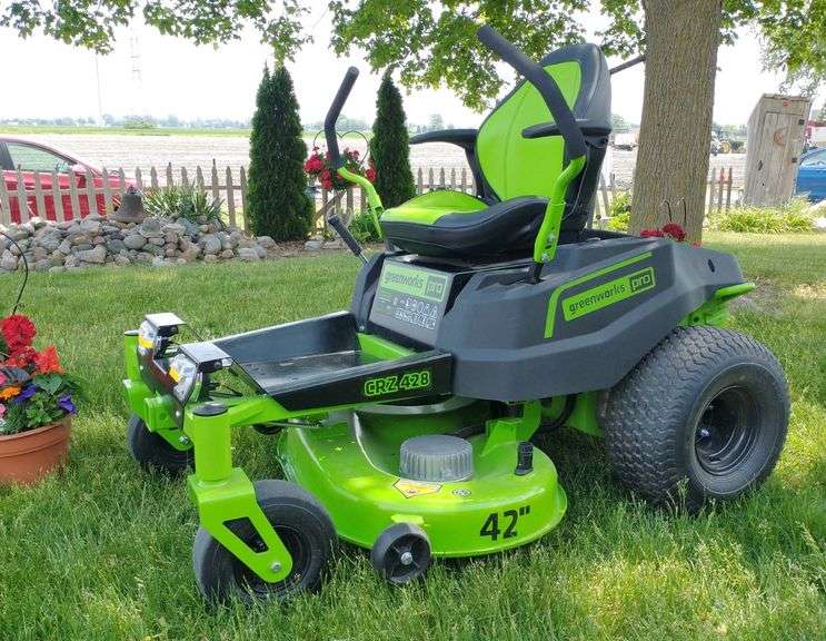 Greenworks Pro CRZ 428 Electric Zero Turn, Cuts Approx. 2 Acres on Full Charge, Hi/Lo Speeds, 42