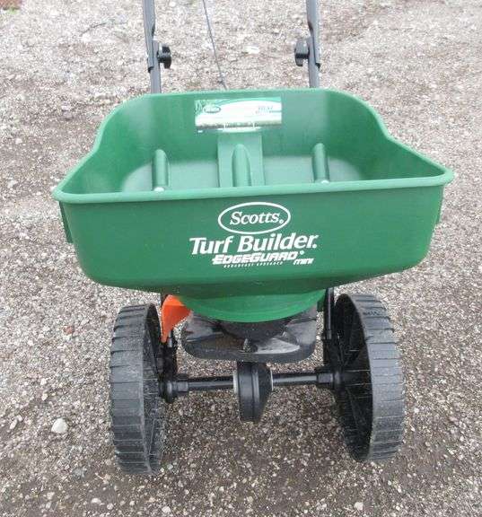Scott turf builder broadcast spreader Albrecht Auction Service