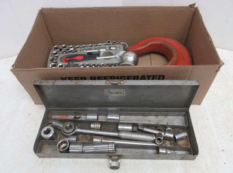 Box of tools, includes Set of sockets, pipe wrench, high steel alloy